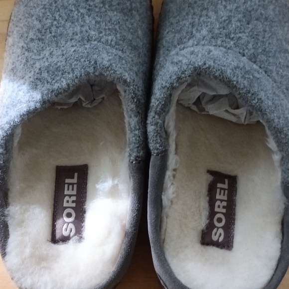 1️⃣3️⃣8️⃣Sorel Slip ons - Picture 5 of 7